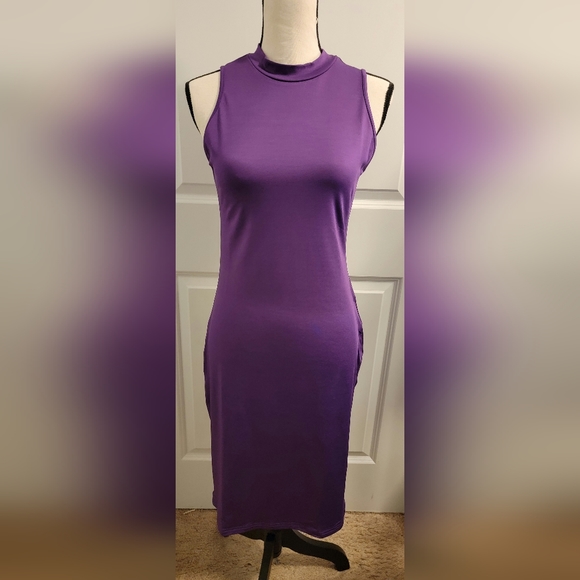 Bodycon Dress - Picture 3 of 3
